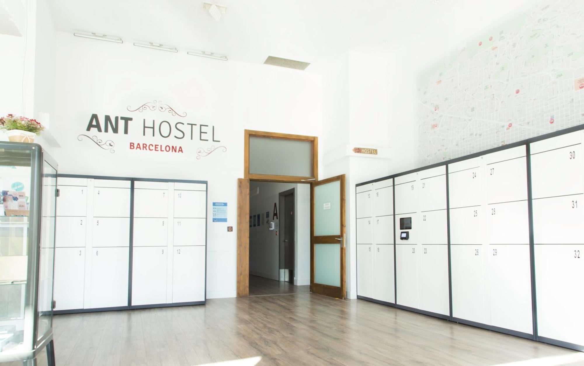 Ant Hostel Barcelona Eksteriør billede